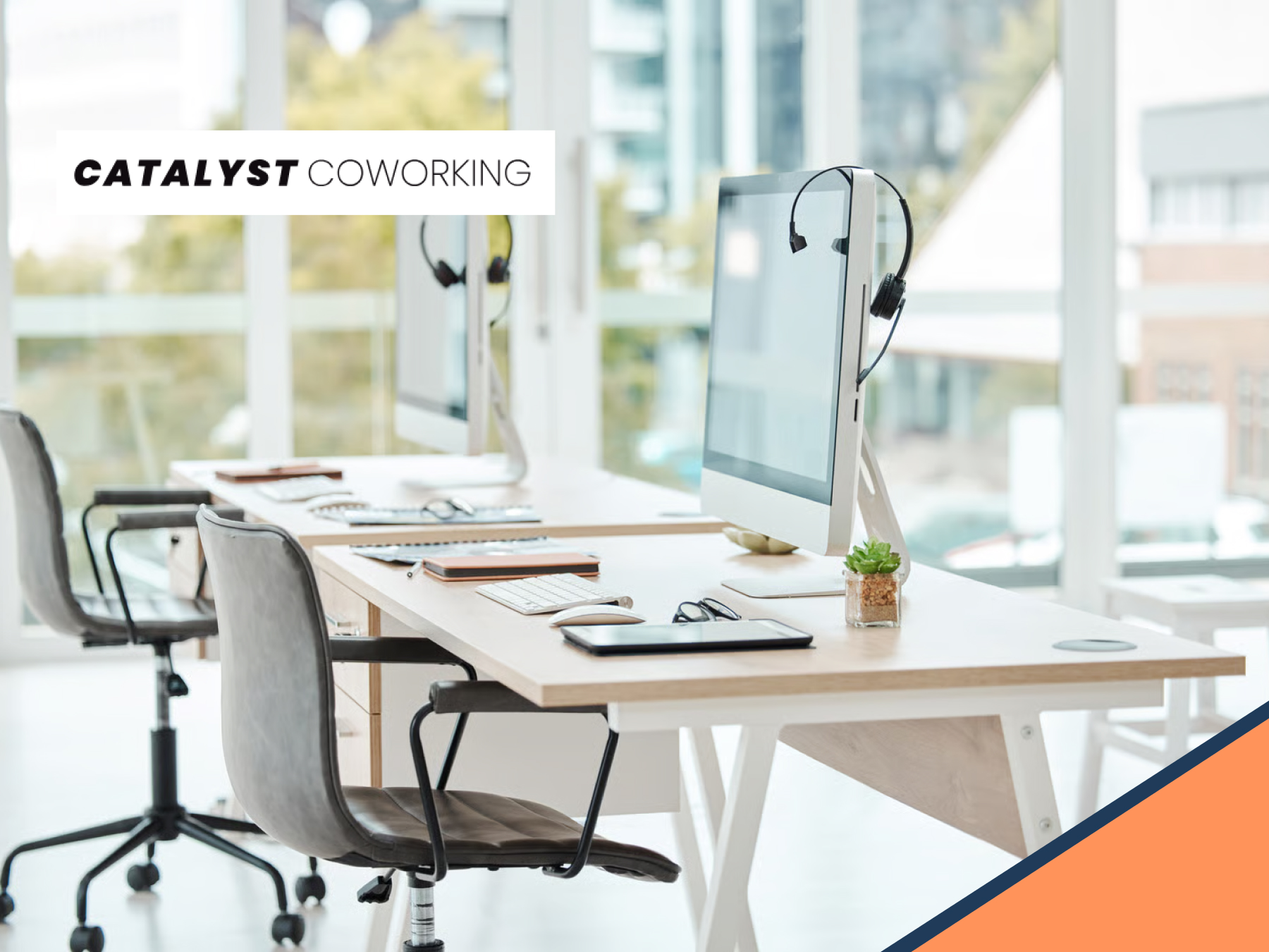 Desk Rental in Tulsa: Hot Desk vs Dedicated Desk Explained